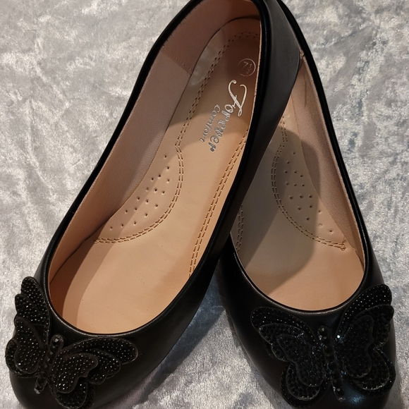 Elegant Black Butterfly Flats - Picture 1 of 6